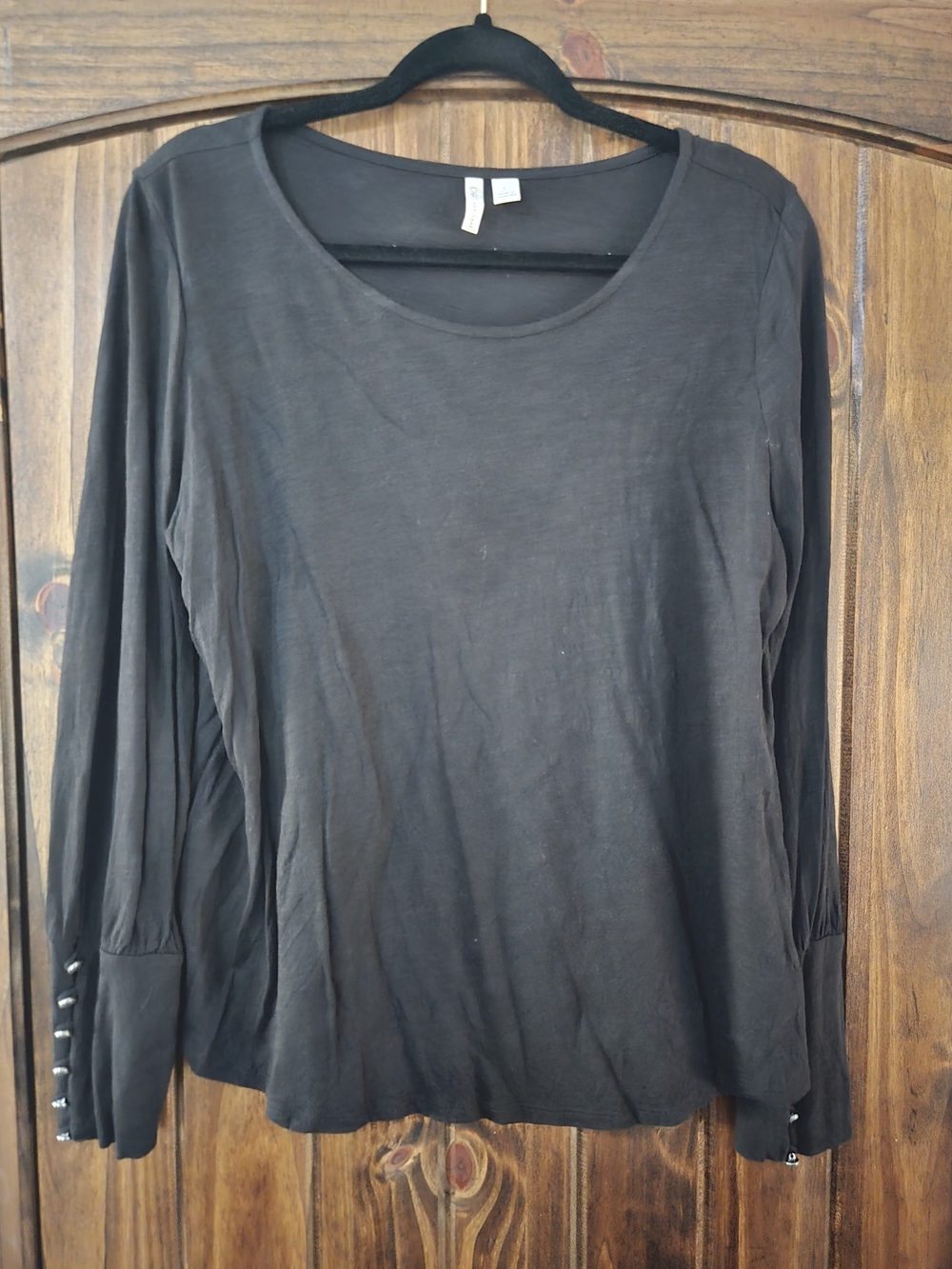 Cato Black Long-Sleeve Scoop Neck Top with Cuff Buttons